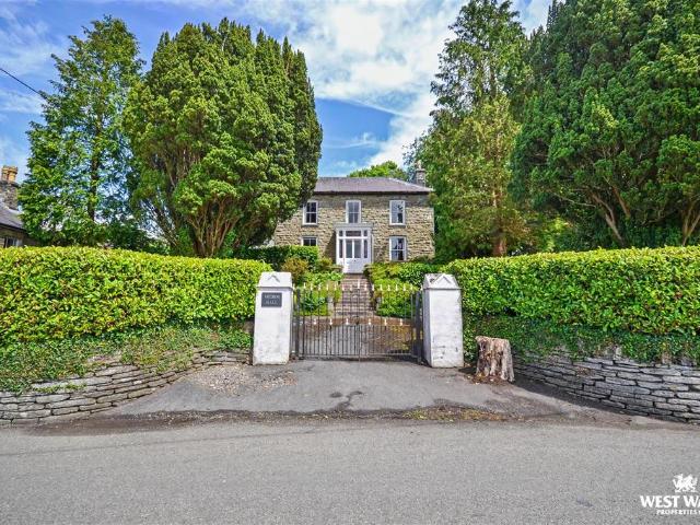 House for sale in Dre-fach, Wales