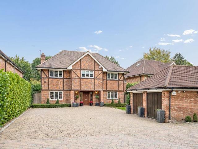 House for sale in Denham, Gerrards Cross and Chalfonts Community Board, Buckinghamshire