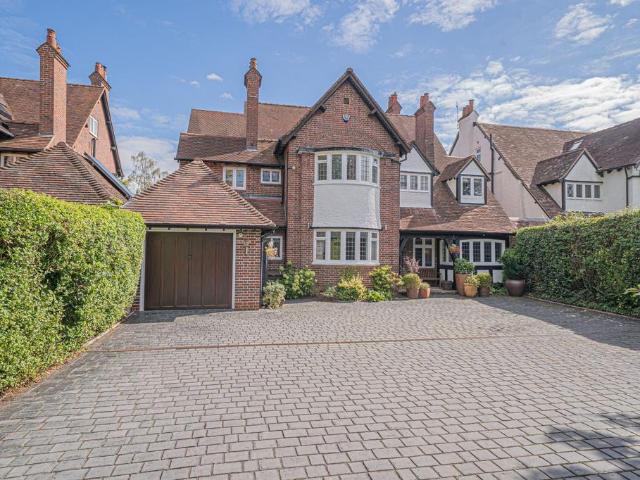House for sale in Knowle, West Midlands