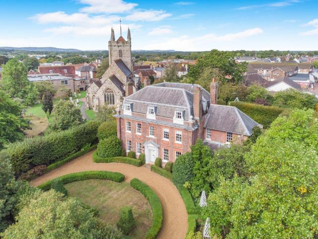 House for sale in Cross In Hand, East Sussex