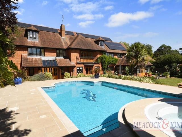 House for sale in Hutton, Navestock Side