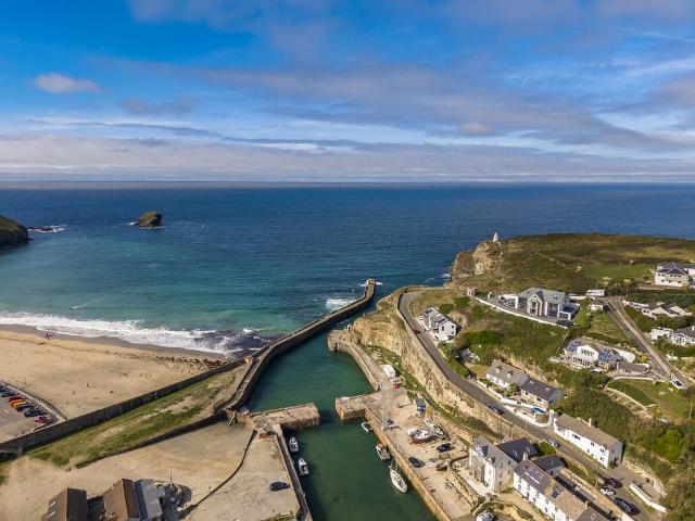 House for sale in Portreath, Cornwall