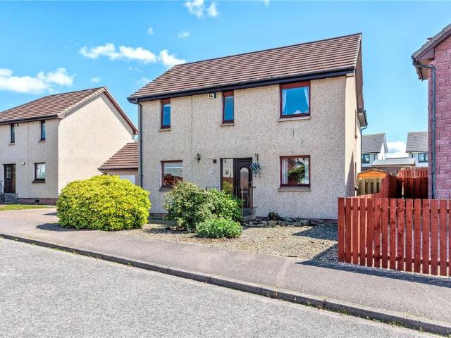 House for sale in Mill o' Mains, Dundee