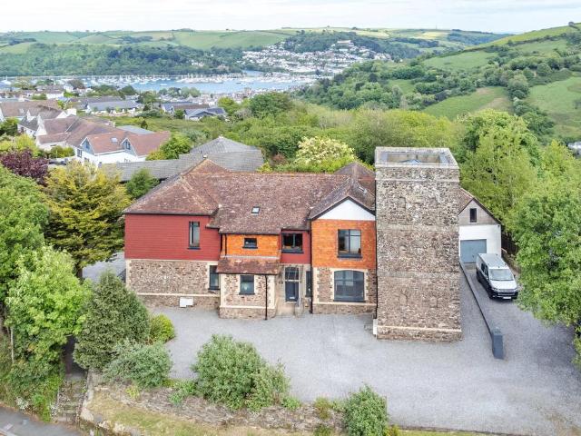 House for sale in Strode, Devon