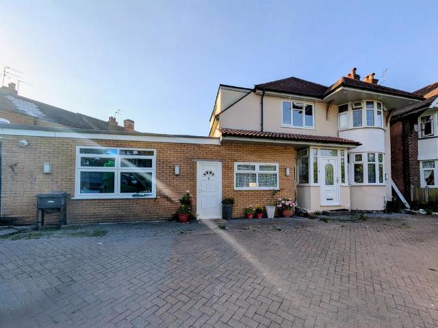 House for sale in Kings Heath, West Midlands