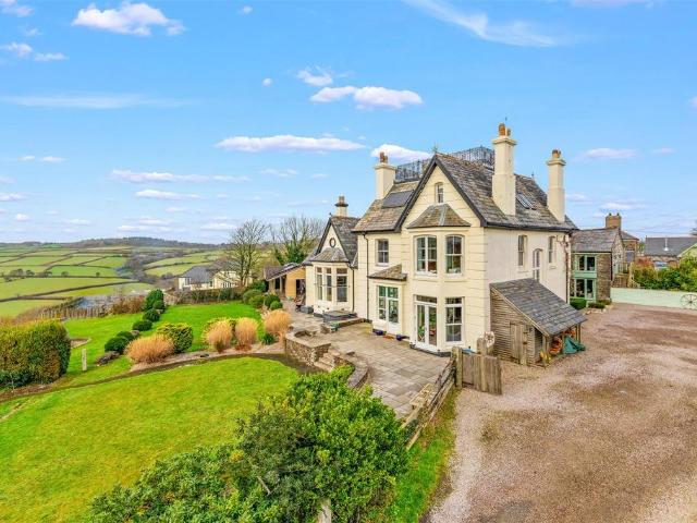 House for sale in St Stephens, Cornwall