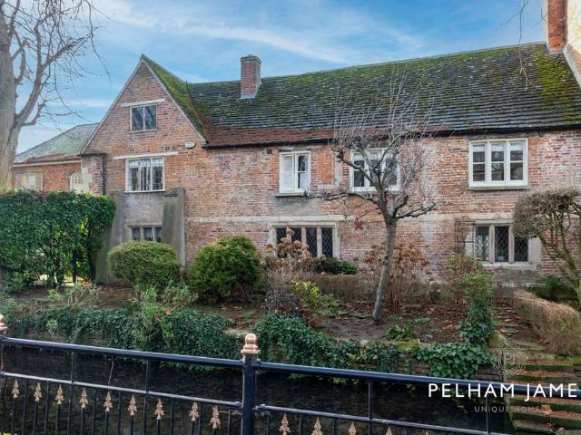House for sale in Barholm, Lincolnshire