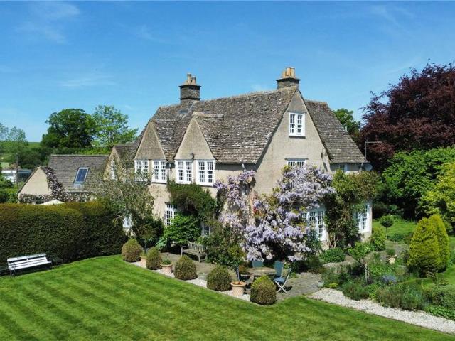House for sale in Evershot, Oxfordshire