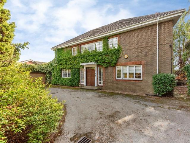 House for sale in Grantham, Barholm