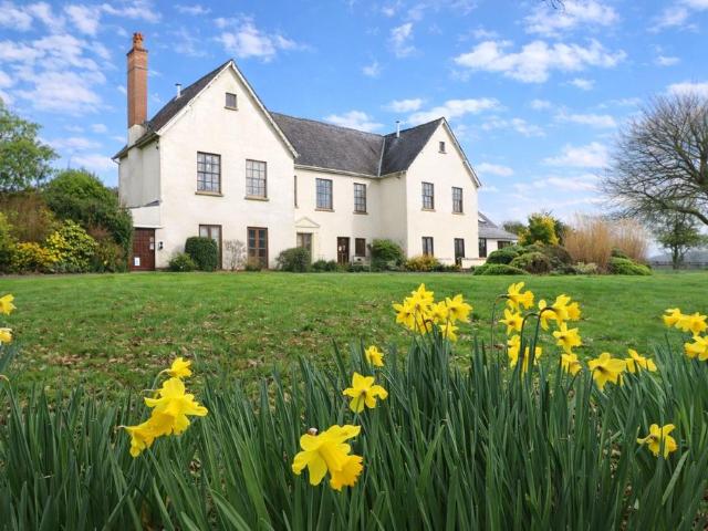 House for sale in Alwington, Brandis Corner