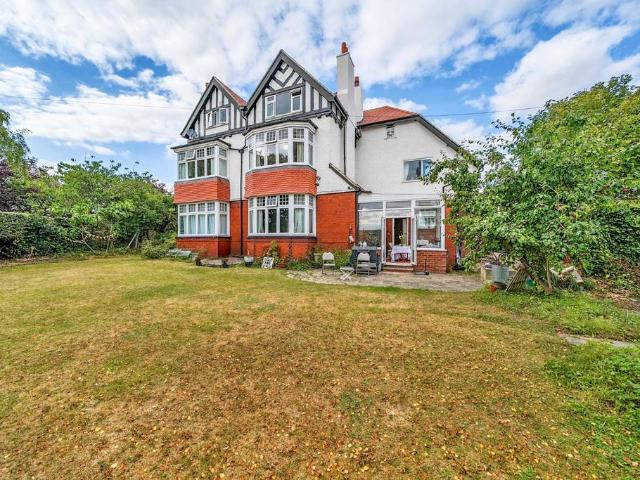 House for sale in West Park, Leeds