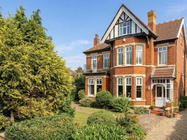 House for sale in Meols Cop, Southport