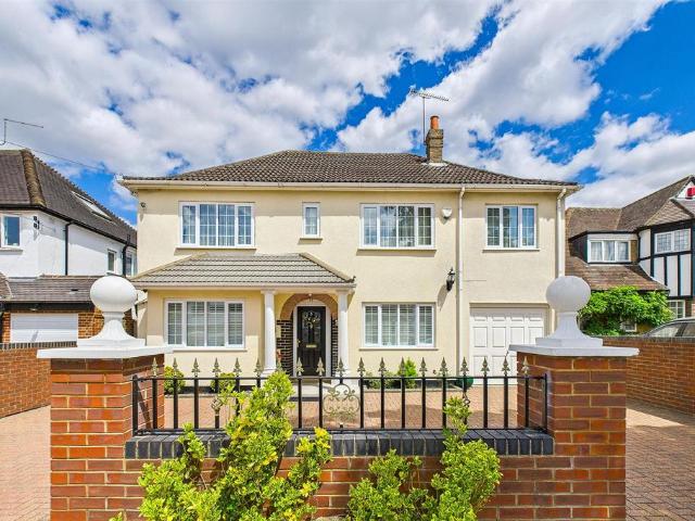 House for sale in Eastcote, Greater London