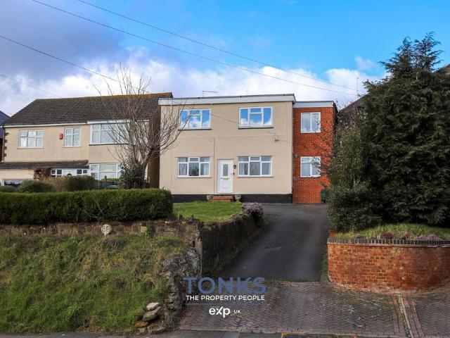 House for sale in Lapal, West Midlands