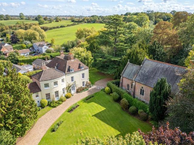 House for sale in Elmfield, Leicestershire