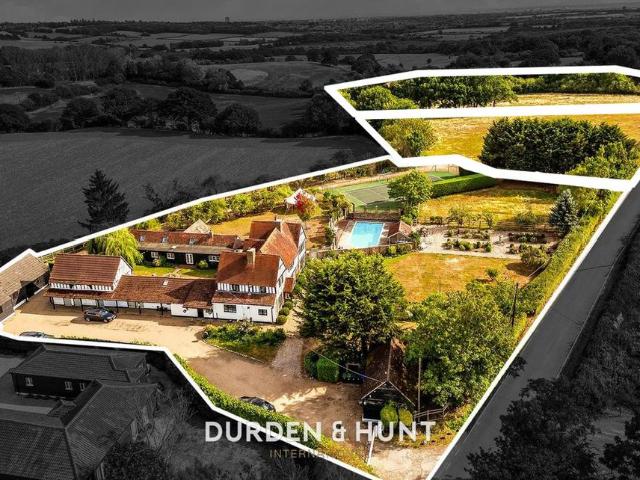 House for sale in Lambourne, Epping
