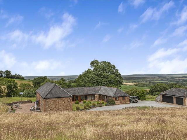 House for sale in Spaxton, Broomfield
