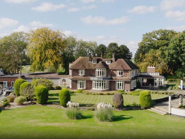 House for sale in Kensworth, Bedfordshire