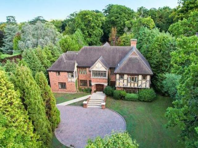 House for sale in Ashtead Park, Pachesham Park