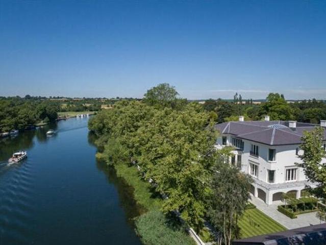House for sale in Wooburn, Bourne End