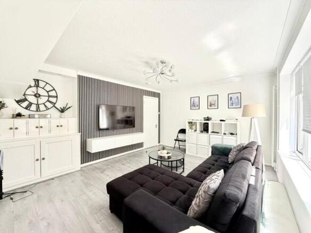 Farm for sale in Luton