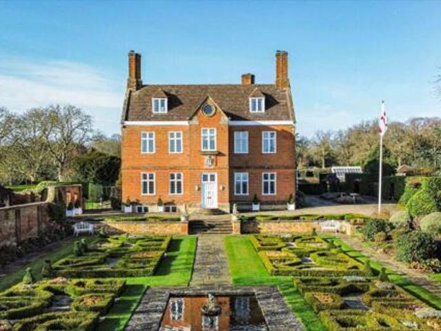 House for sale in Lyons, Greater London