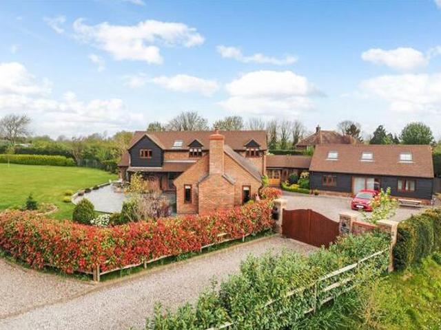 House for sale in Littlecote, West Sussex