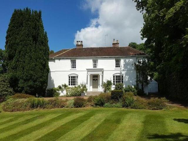 House for sale in Sandown Park, Kent
