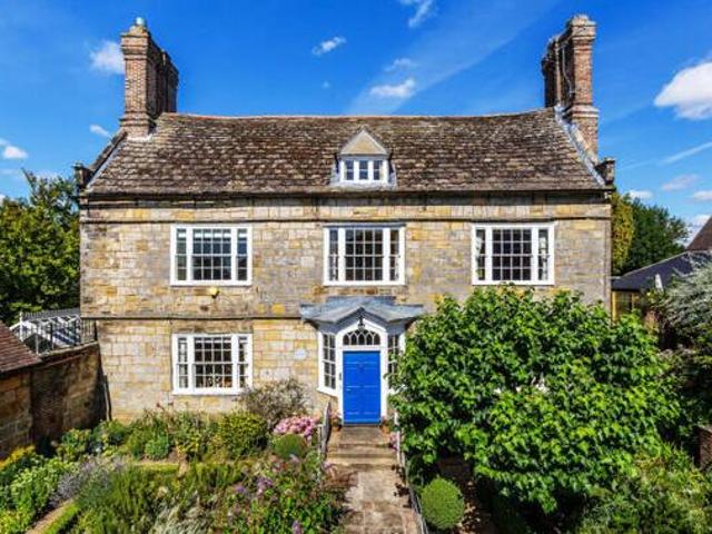 House for sale in Lyons, Greater London