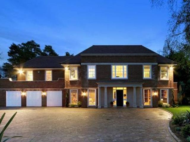 House for sale in Lyons, Greater London