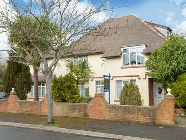 House for sale in Lynwood, Folkestone and Hythe
