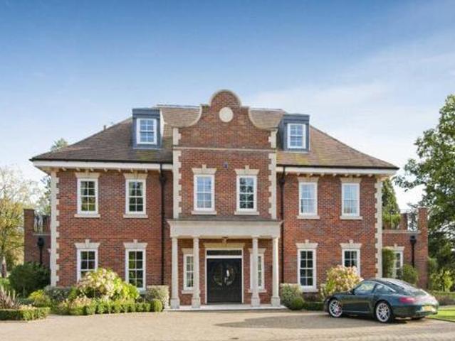 House for sale in Potters Bar, Hertfordshire