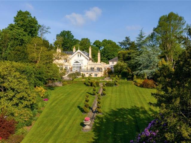Farm for sale in Mill Hill