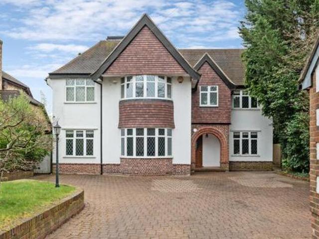 House for sale in Iver, Richings Park