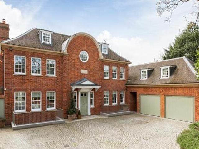 House for sale in Kingston upon Thames, Greater London