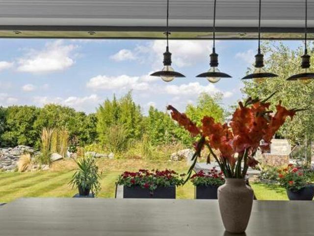 House for sale in Pachesham Park, Surrey