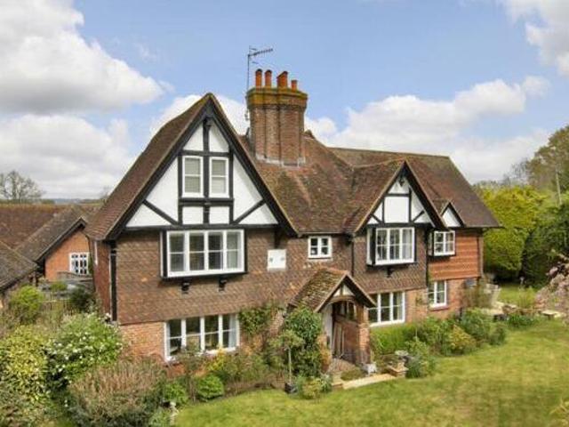 House for sale in Leigh
