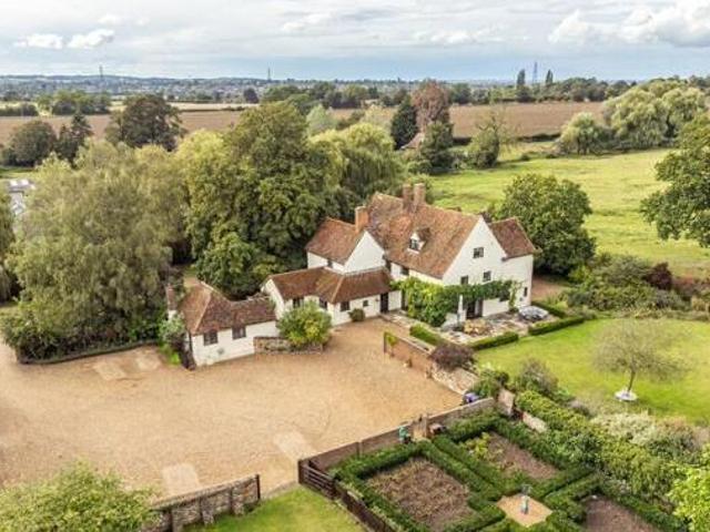 House for sale in Lyons, Greater London