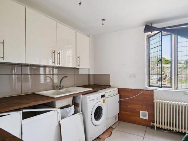 Farm for sale in Britwell, Slough