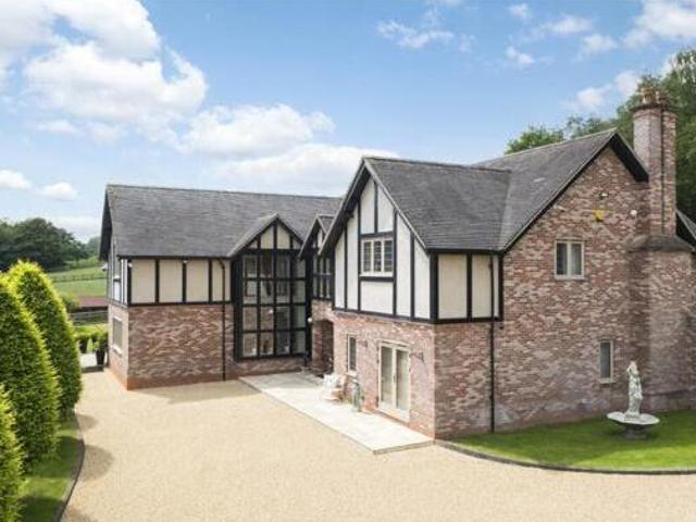 House for sale in Chorlton Lane, Cheshire