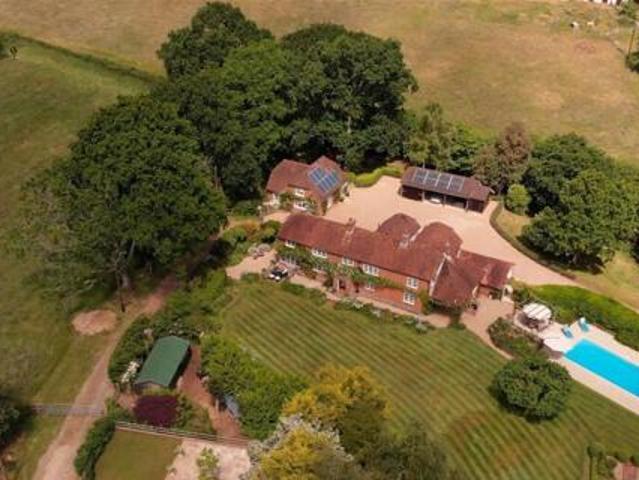 House for sale in Barton Stacey, Hampshire