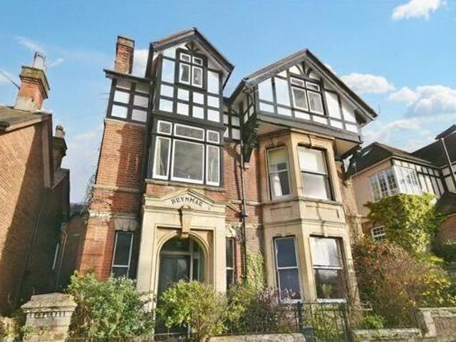 House for sale in Oakfield, Ryde