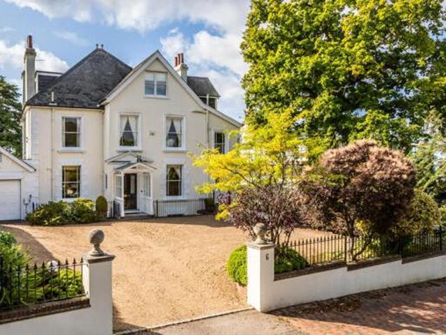 House for sale in Hawkenbury, Sandown Park