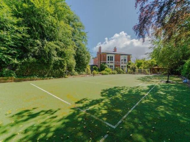 Farm for sale in Edgbaston, West Midlands