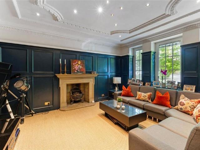 House for rent in London Borough of Wandsworth, Greater London
