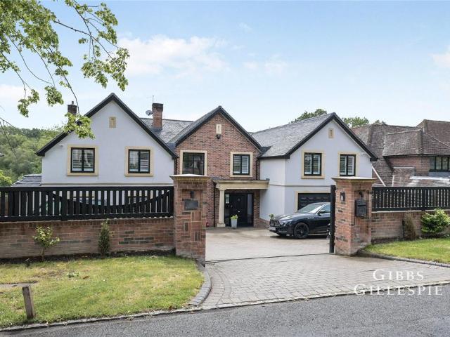 House for rent in Gerrards Cross, Tatling End