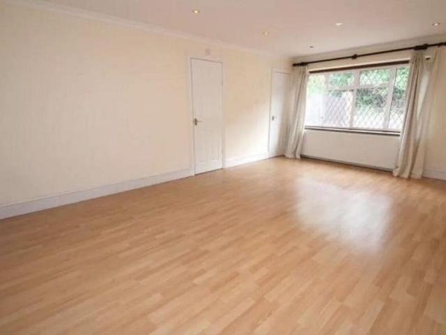 House for rent in Spital, Windsor