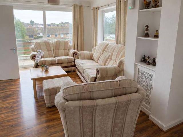 House for rent in Pebsham, Heathlands