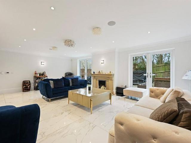 House for rent in Batchworth, Hertfordshire