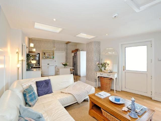 House for rent in City Centre, Ballindoch
